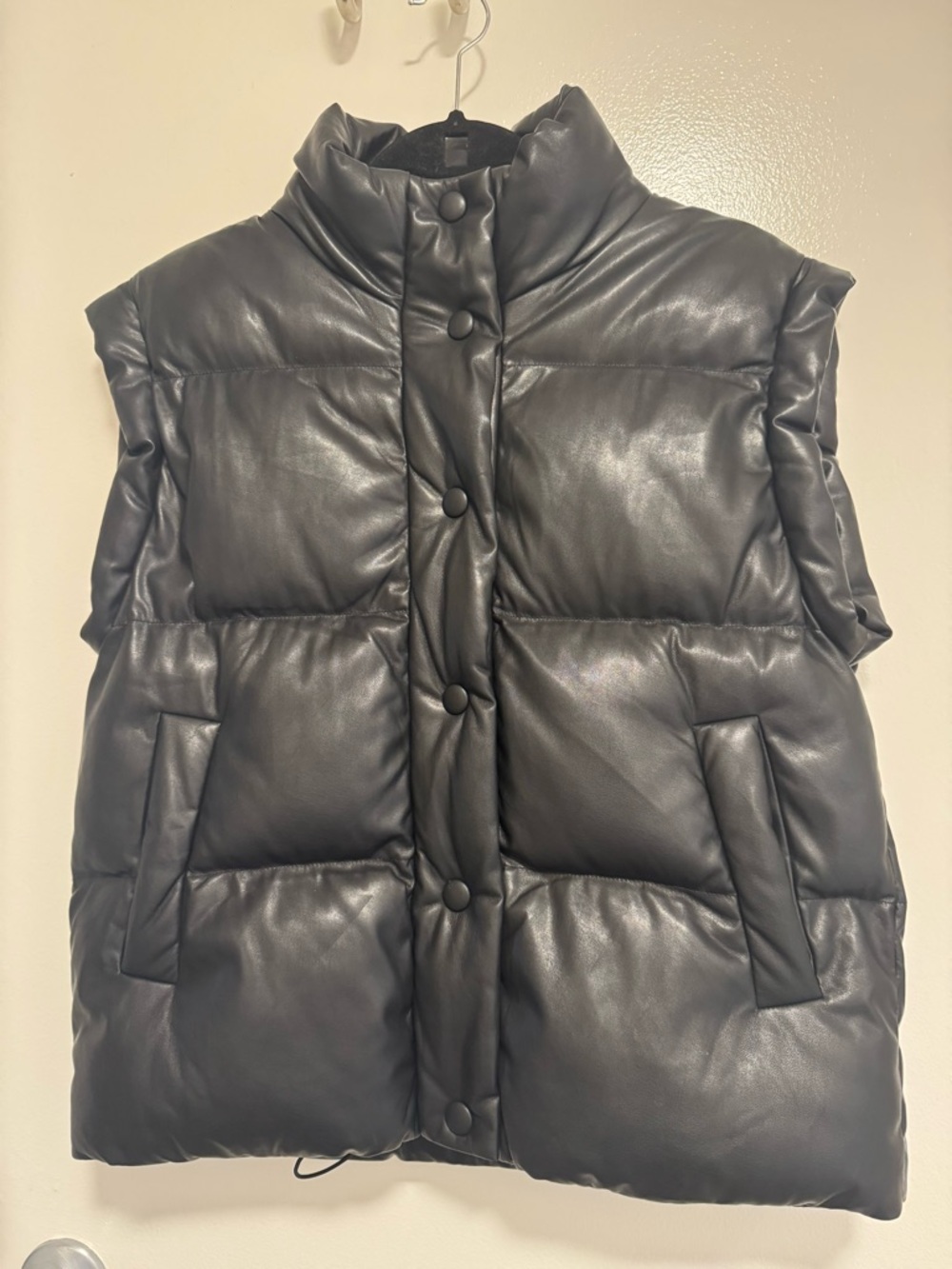 EVEREVE Black Faux-Leather Puffer Vest - Women